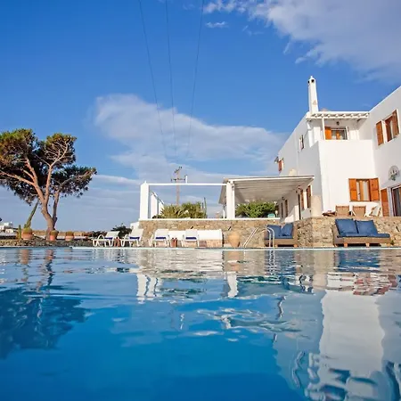 Dimitra Villa