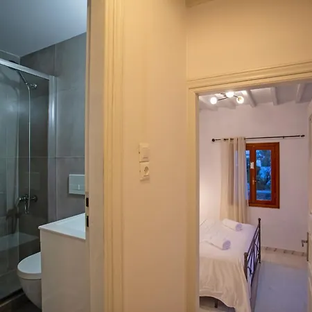 Dimitra * アノ・メラ