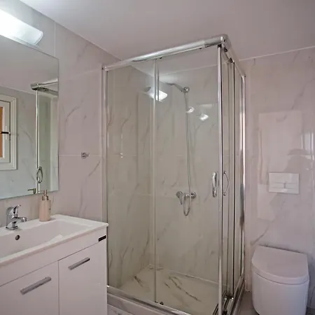 Dimitra アノ・メラ