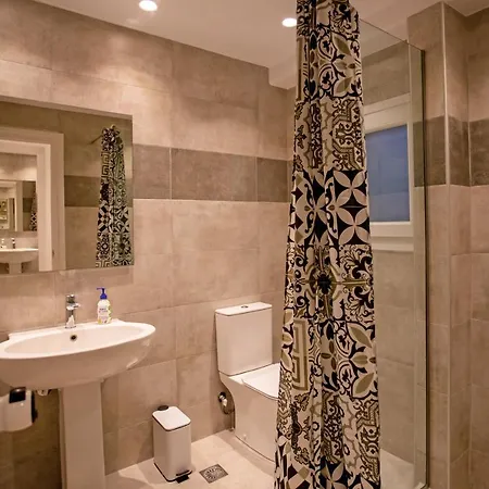 Dimitra ヴィラ アノ・メラ