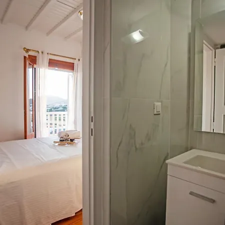 Dimitra ヴィラ アノ・メラ